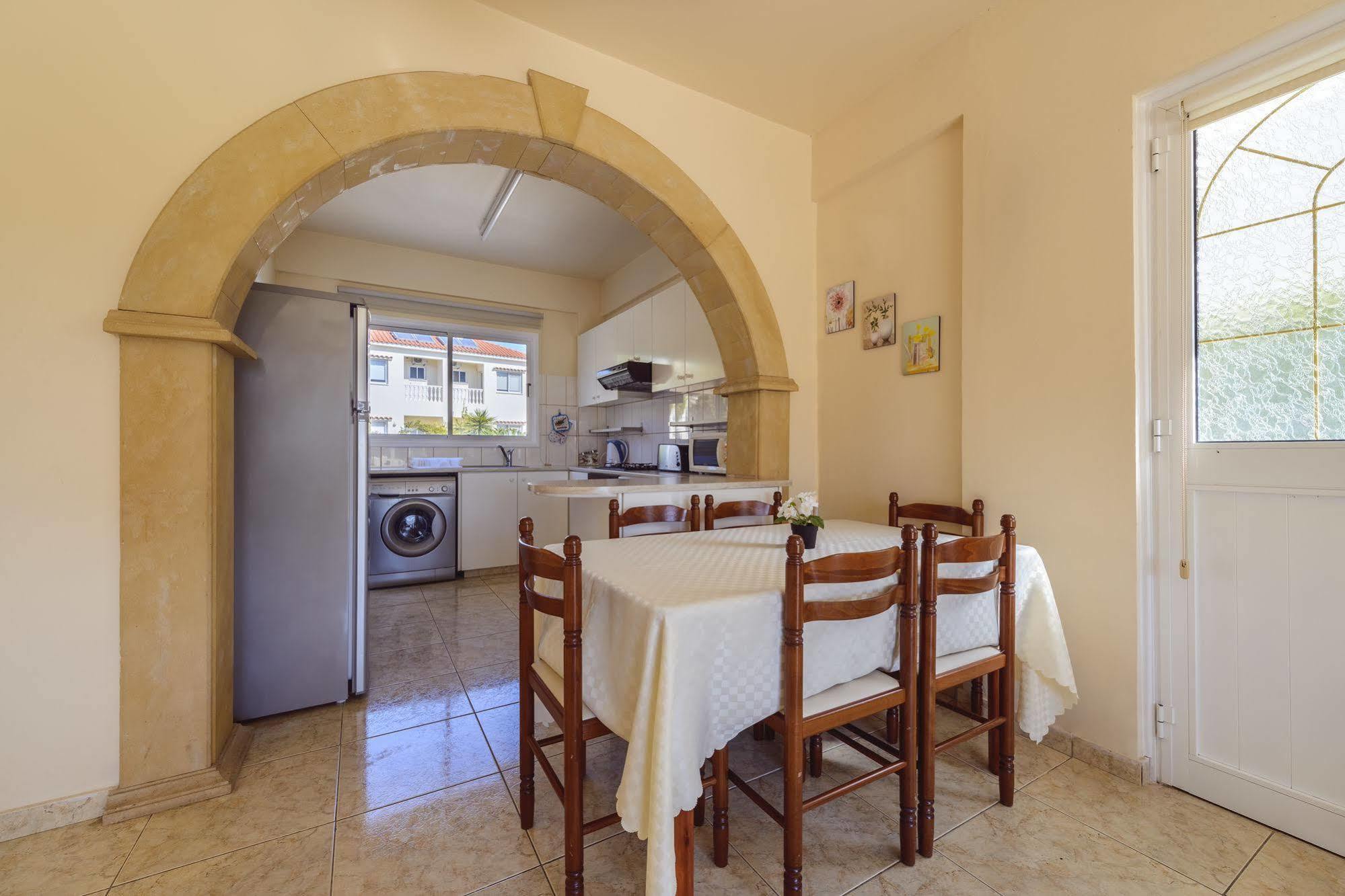 Hadjios Valley Mazotos Exterior photo